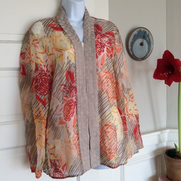 Chico’s sheer silk open weaved ribbon trim top Chicos size 3 or large - Picture 2 of 16